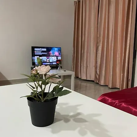 Cc33A2A Cyberjaya Self-Check-In-Netflix-Wifi-Parking-Pool-Balcony, 2019 Apartment Exterior photo