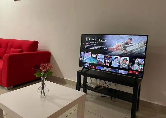 Cc33A2A Cyberjaya Self-Check-In-Netflix-Wifi-Parking-Pool-Balcony, 2019