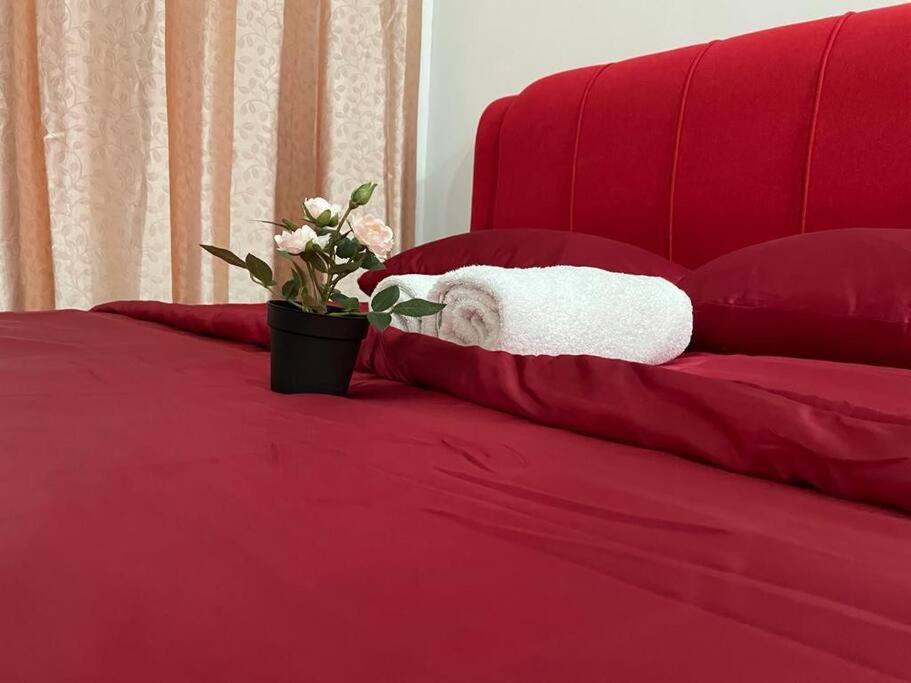 Cc33a2a Self-check-in-netflix-wifi-parking-pool-balcony, 2019 Apartment